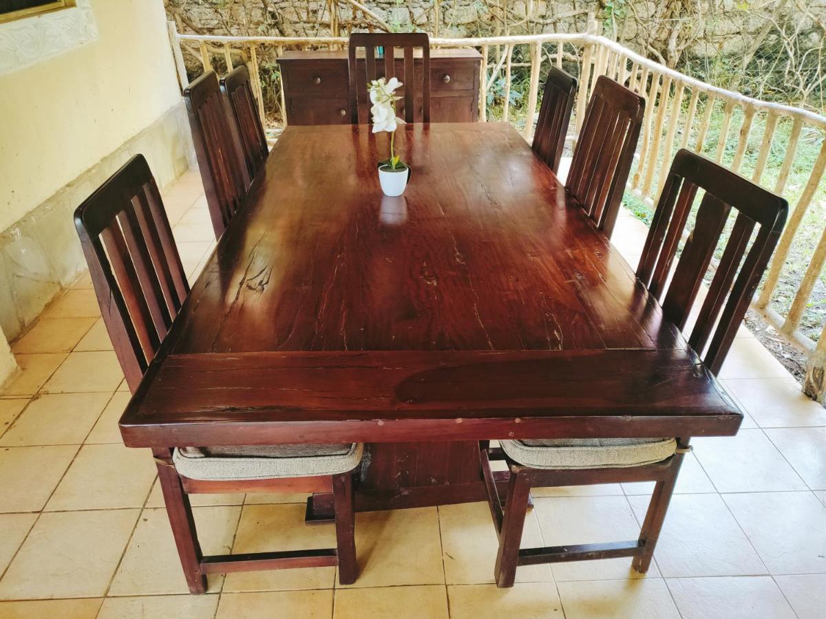 Bed and Breakfast Upani In Diani Діані-Біч Екстер'єр фото